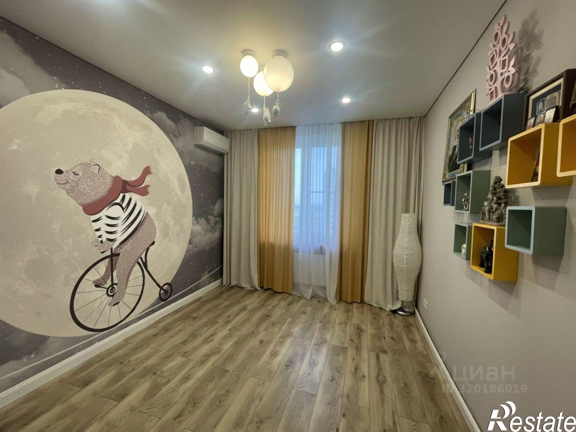 Купить квартиру за 10 300 000 рублей на проспект Солженицына, 13