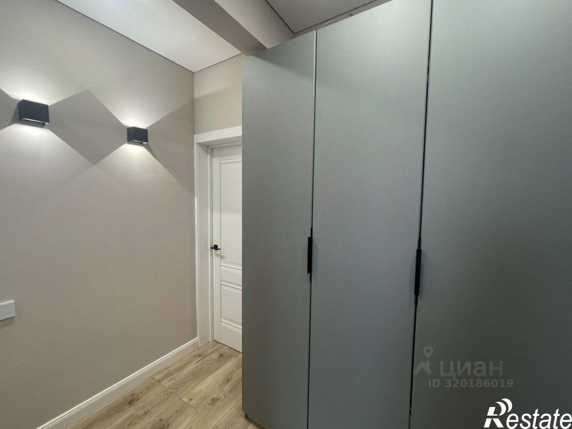 Купить квартиру за 10 300 000 рублей на проспект Солженицына, 13