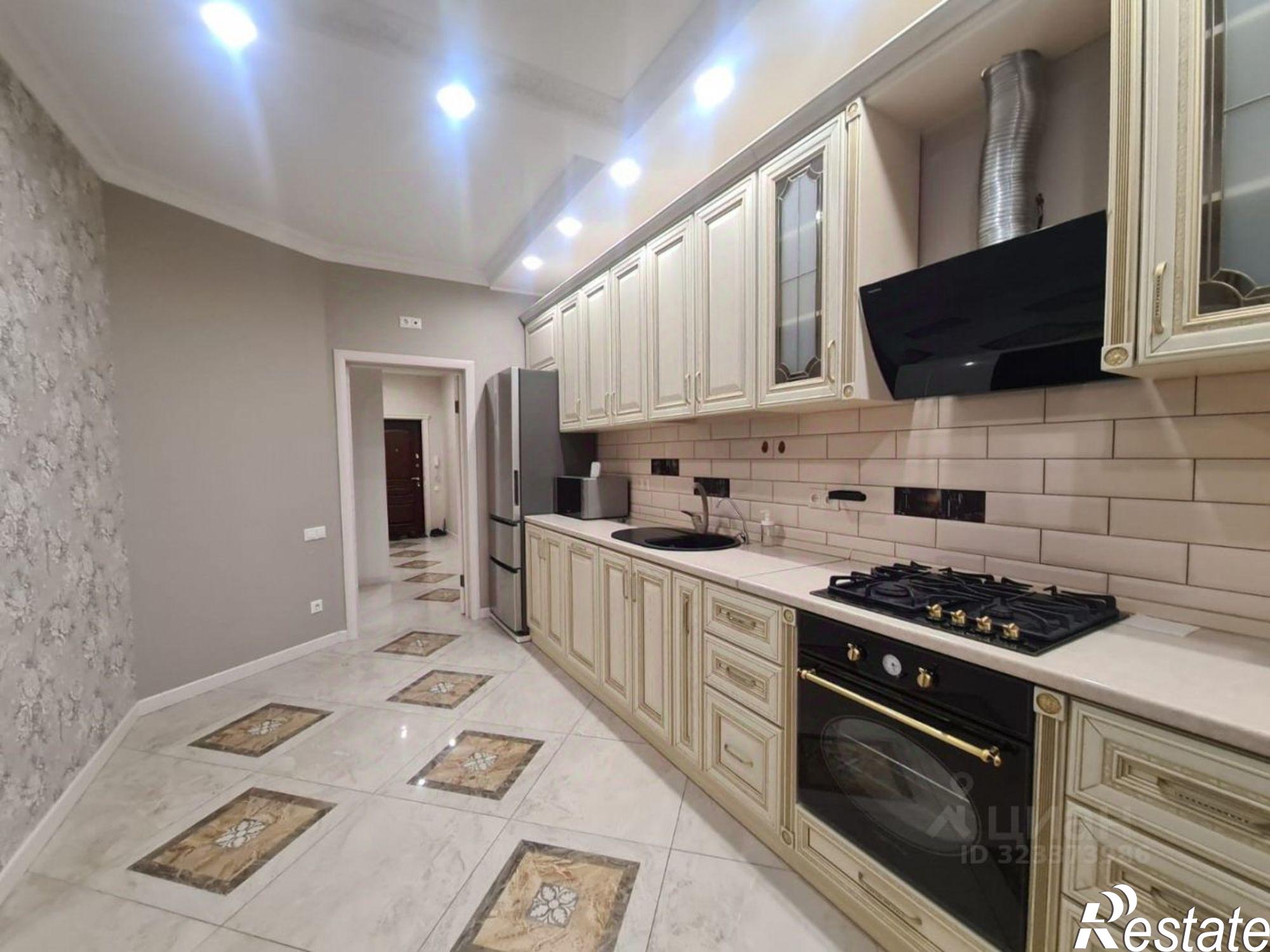 Купить квартиру за 11 000 000 рублей на 14-я линия, 15