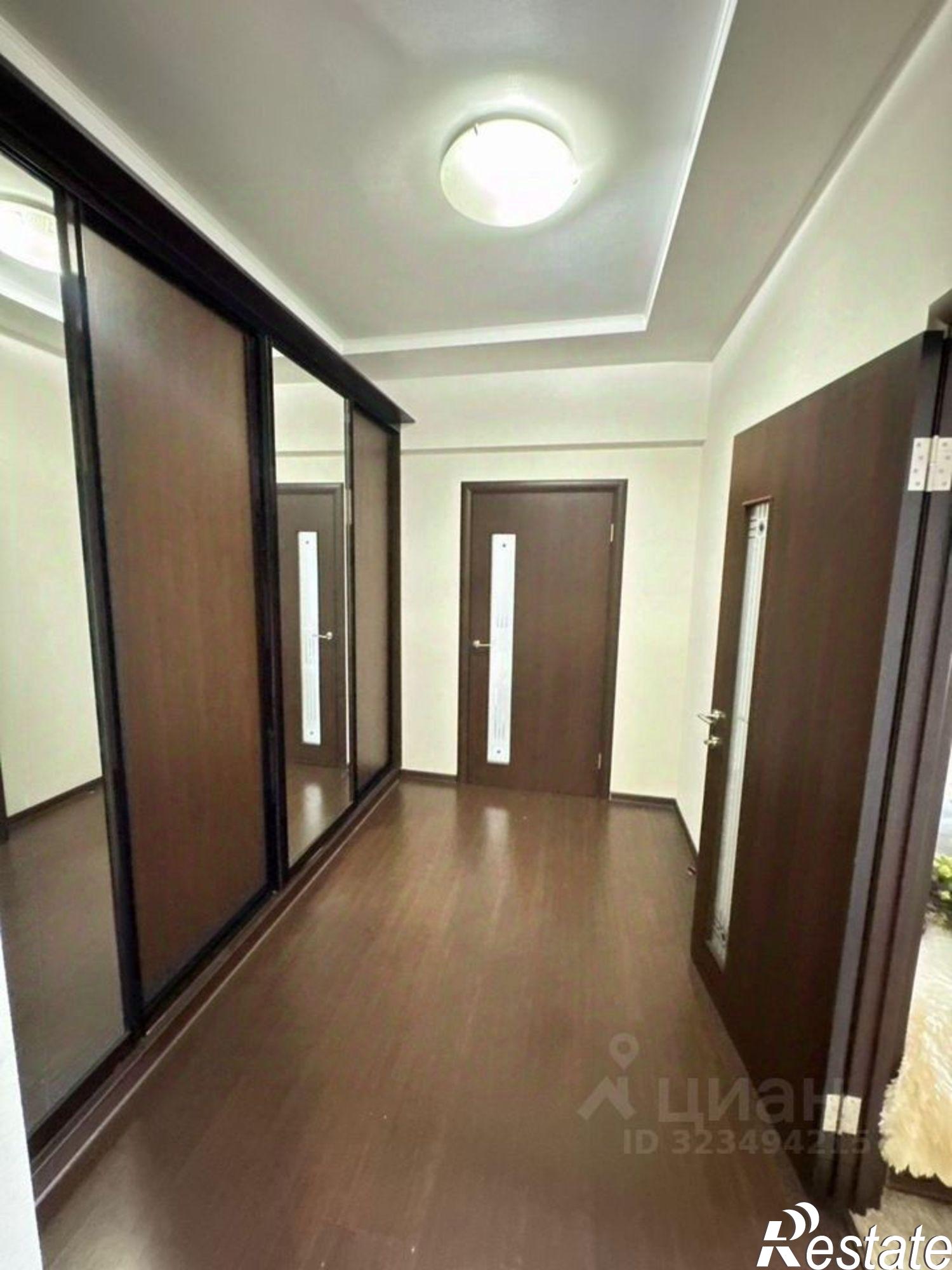 Купить квартиру за 10 700 000 рублей на Соборный переулок, 38