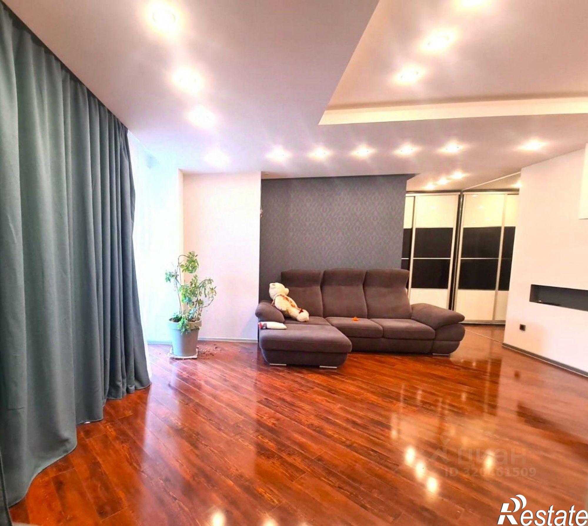 Купить квартиру за 20 000 000 рублей на Донская улица, 12