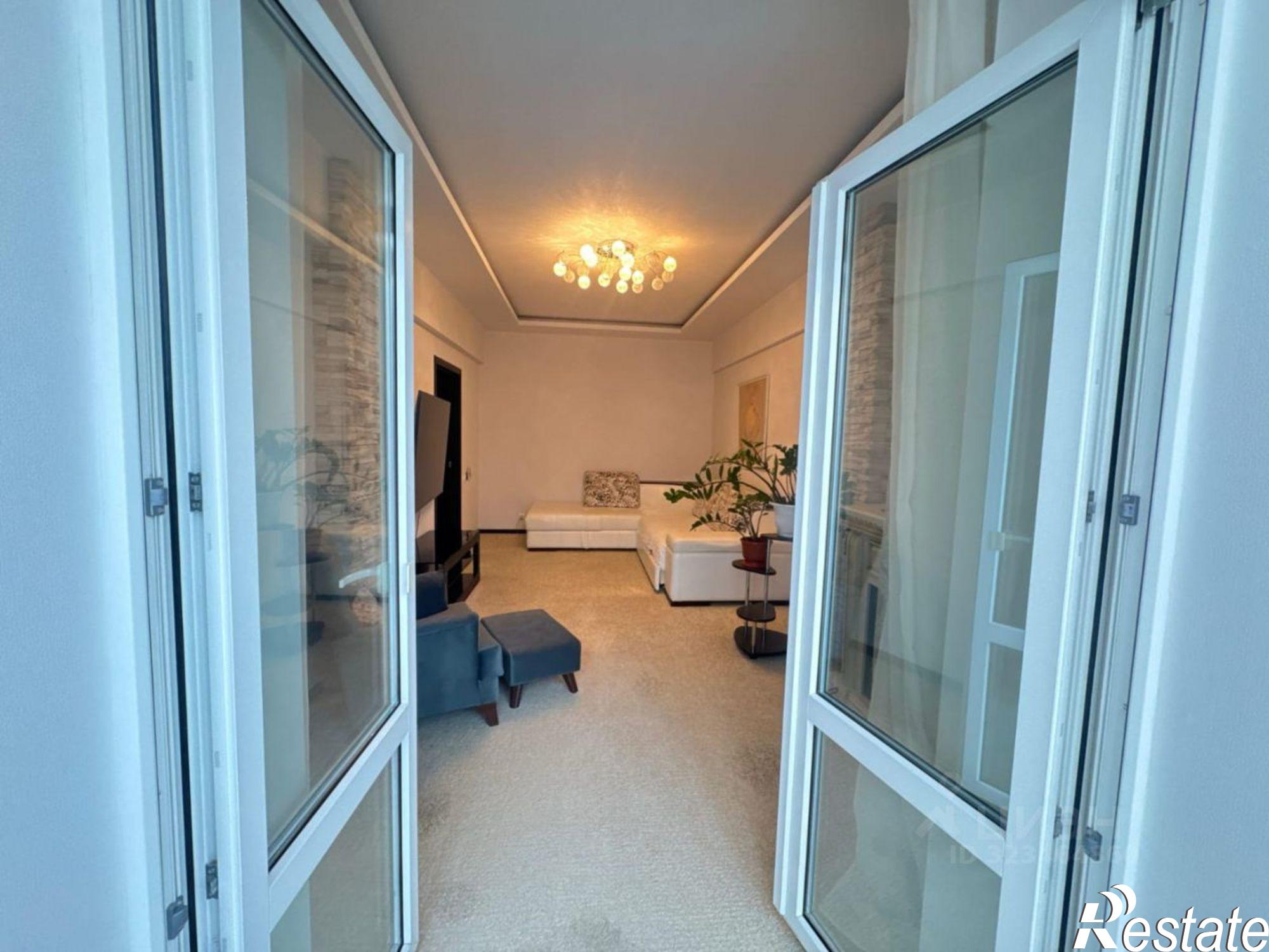 Купить квартиру за 10 700 000 рублей на Соборный переулок, 38