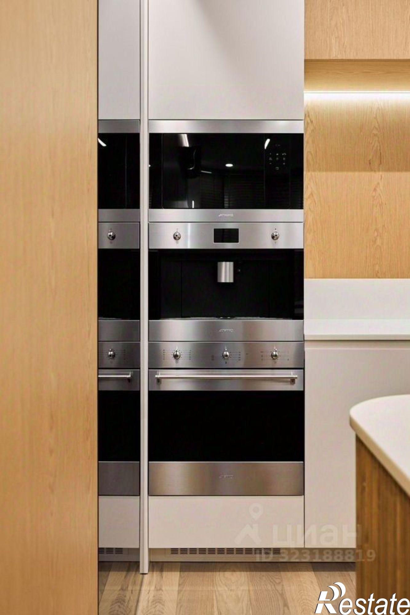 Купить квартиру за 18 000 000 рублей на улица Максима Горького, 225