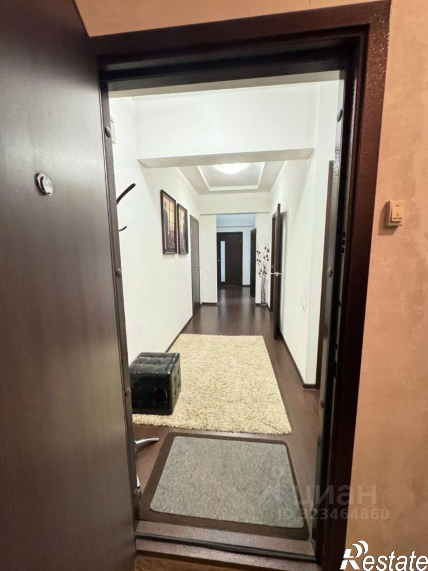 Купить квартиру за 10 700 000 рублей на Соборный переулок, 38