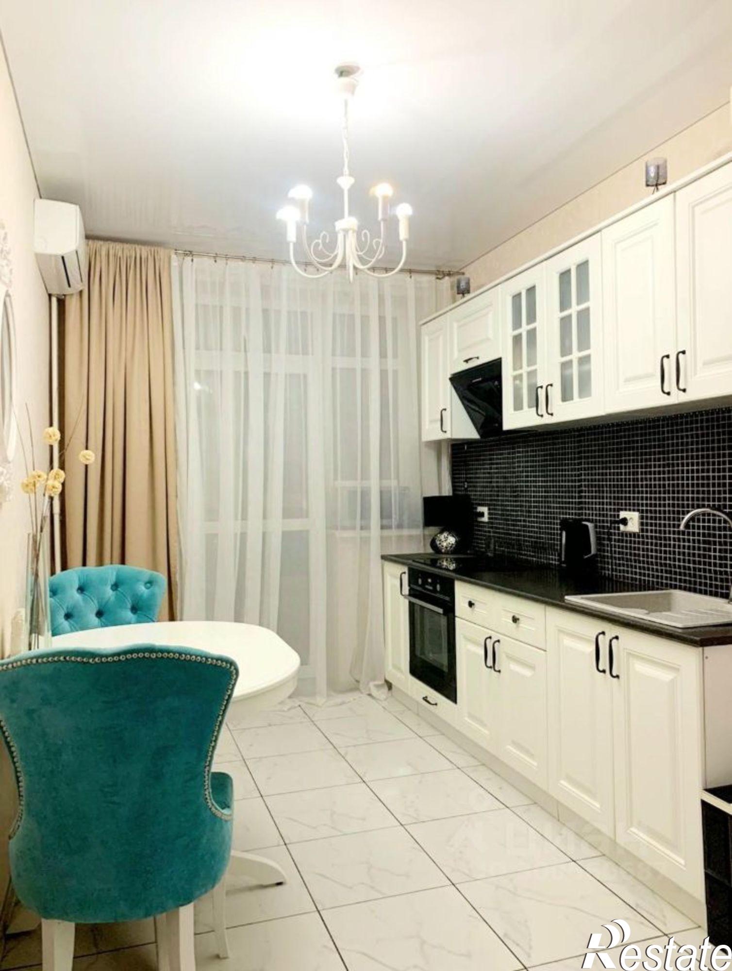 Купить квартиру за 8 800 000 рублей на 2-я Баррикадная улица, 4