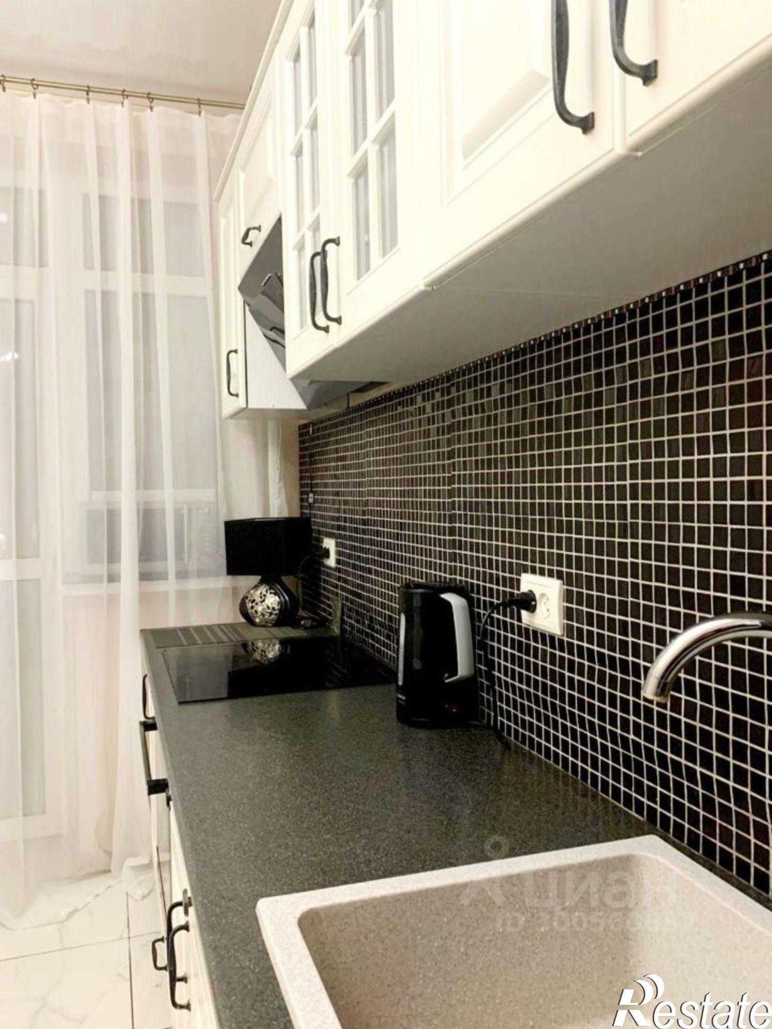 Купить квартиру за 8 800 000 рублей на 2-я Баррикадная улица, 4