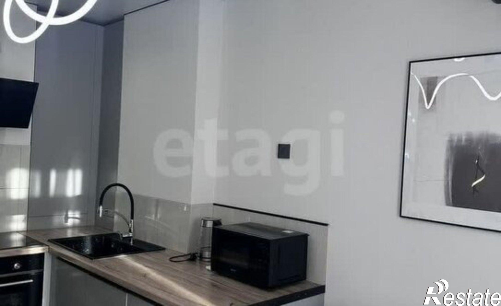 Купить квартиру за 10 500 000 рублей на Театральный проспект, 87