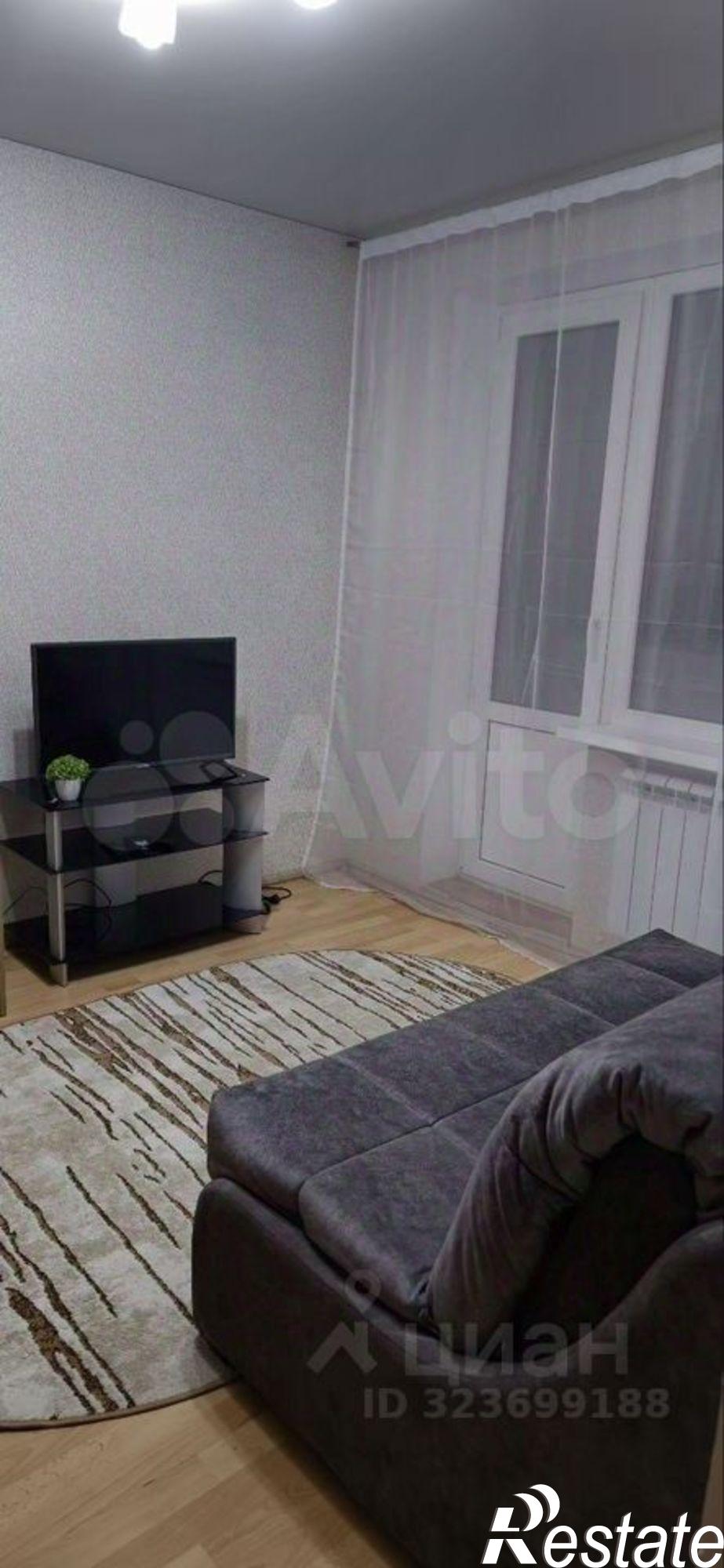 Купить квартиру за 2 780 000 рублей на Вятская улица, 112/2