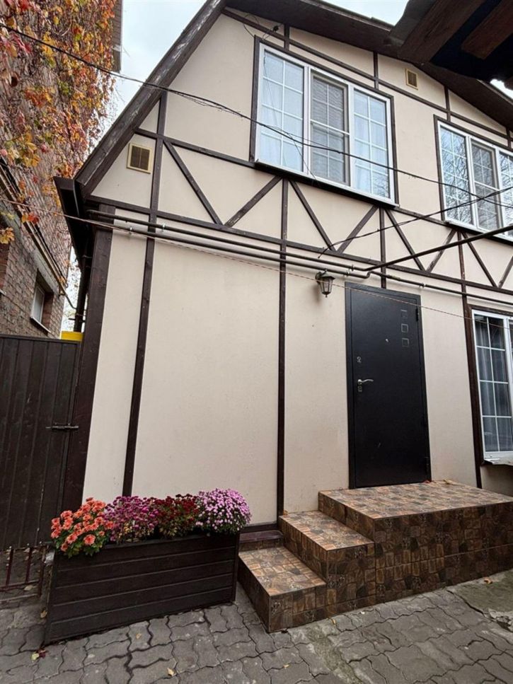 Коттедж/дом Крепостной пер, д. 149