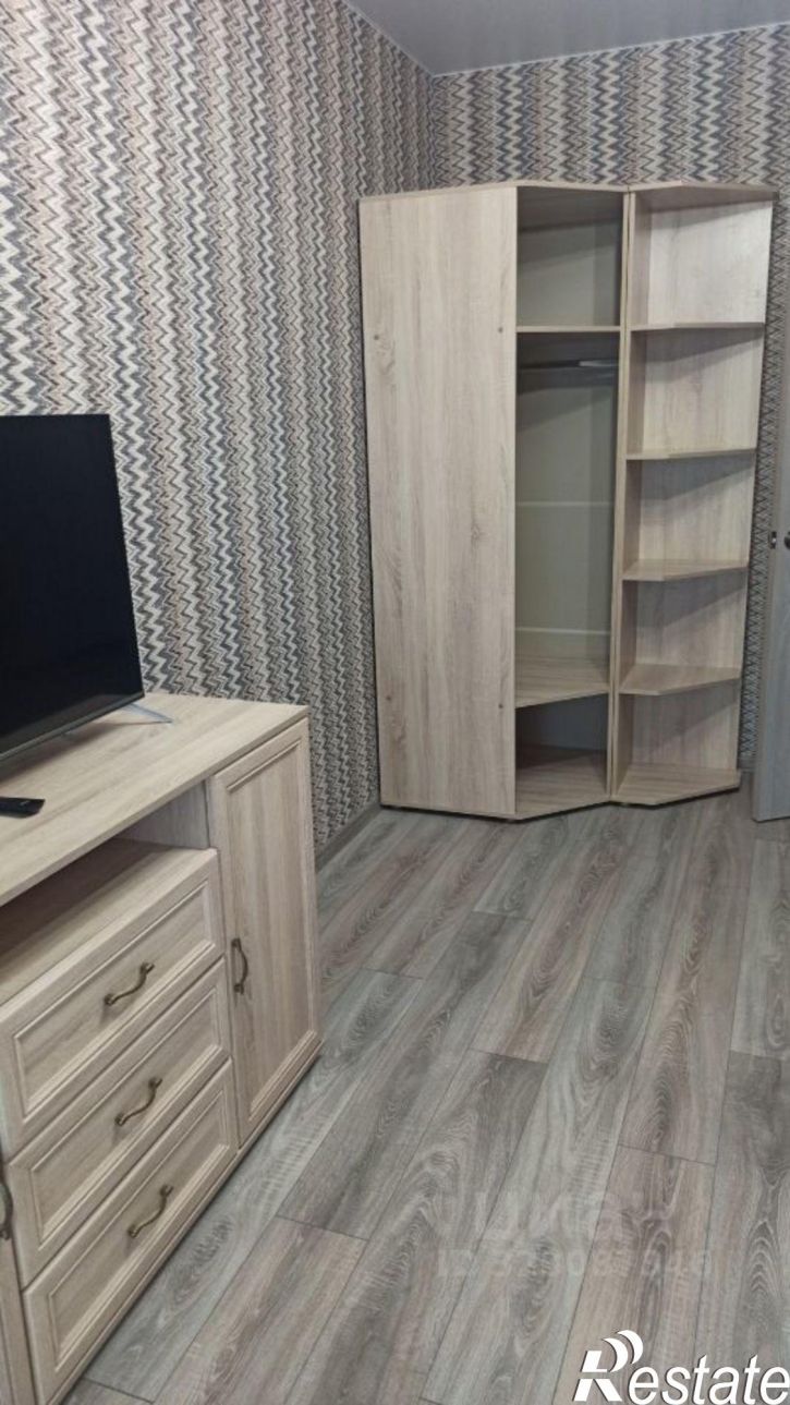 1-комн квартира улица Ларина, 45 с2,  д. 45 с2