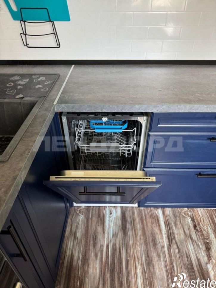 3-комн квартира проспект Королёва, 2,  д. 2