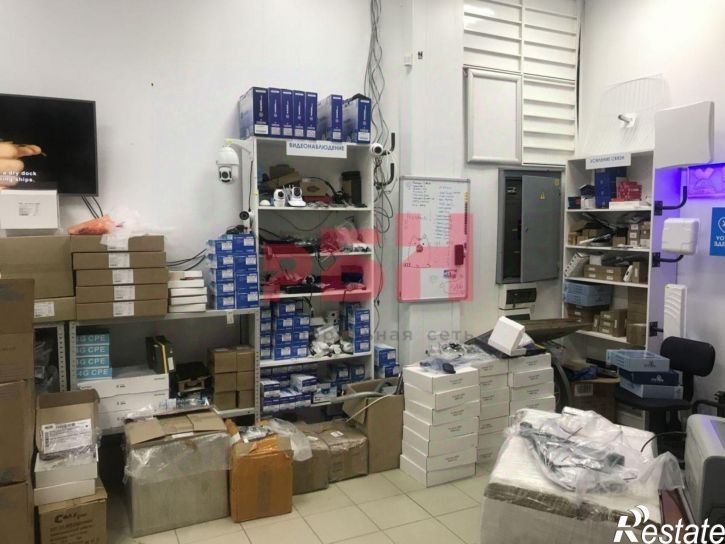 Торговое помещение улица Красных Зорь, 15,  д. 15