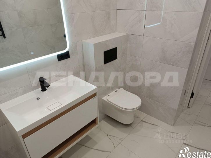 2-комн квартира проспект Маршала Жукова, 18,  д. 18