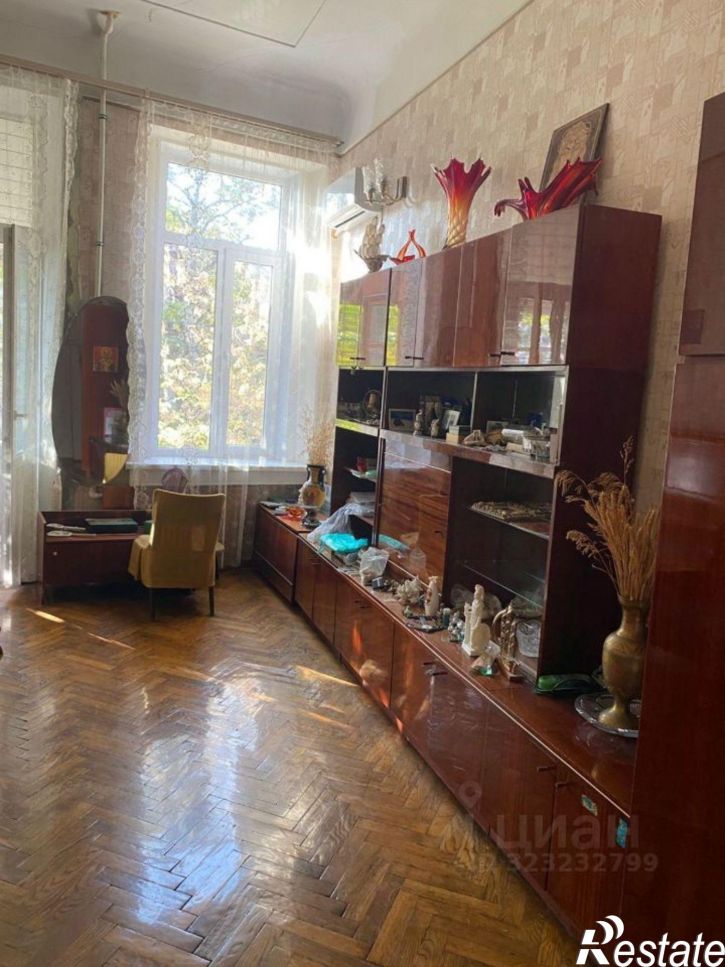 3-комн квартира Крыловской переулок, 18/109,  д. 18/109