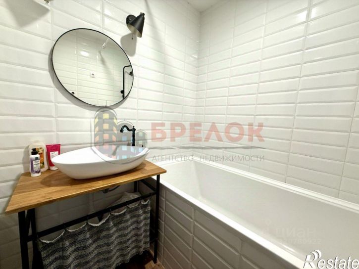 2-комн квартира улица 339-й Стрелковой Дивизии, 23,  д. 23