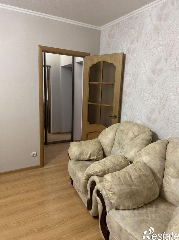 3-комн квартира 8-я линия, 3,  д. 3