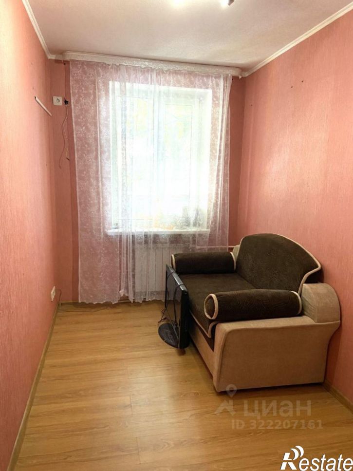 3-комн квартира 8-я линия, 3,  д. 3