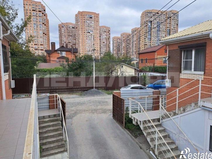 2-комн квартира улица Созидания, 14Б,  д. 14Б