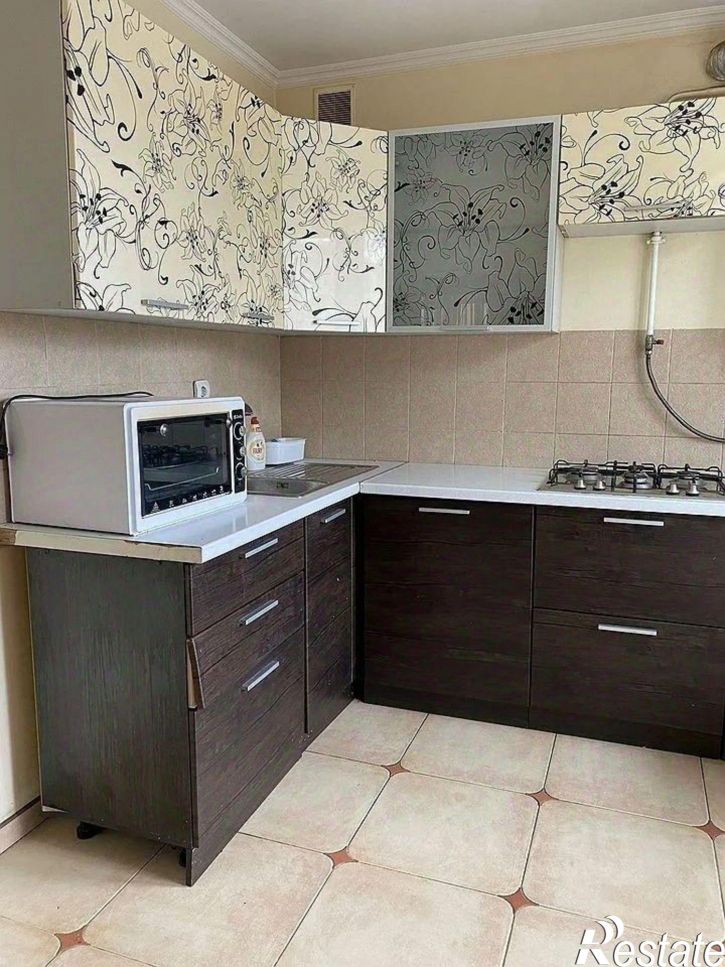 4-комн квартира 14-я линия, 78,  д. 78