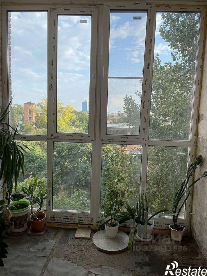 3-комн квартира Соборный переулок, 38,  д. 38