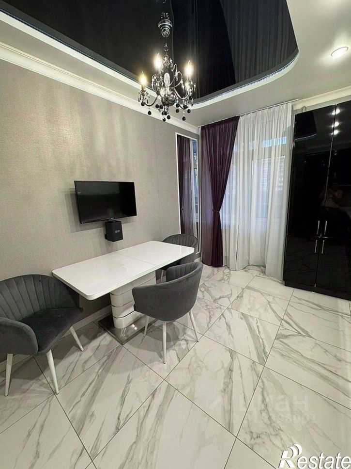 2-комн квартира улица Богданова, 79,  д. 79