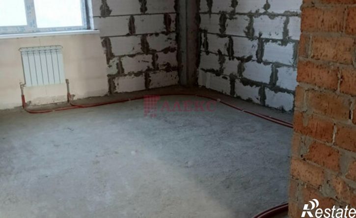 3-комн квартира улица Города Волос, 112,  д. 112