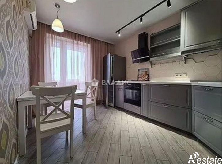 1-комн квартира Кировский проспект, 79,  д. 79