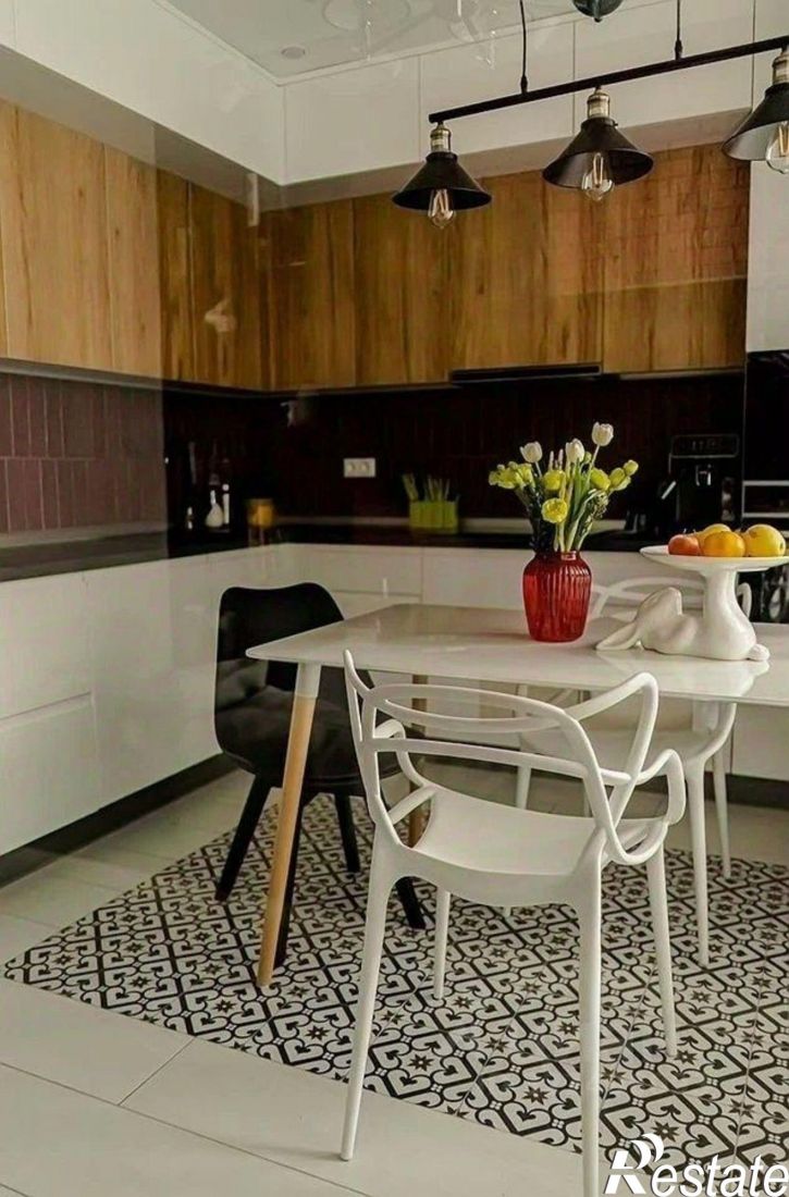 3-комн квартира Доломановский переулок, 19,  д. 19