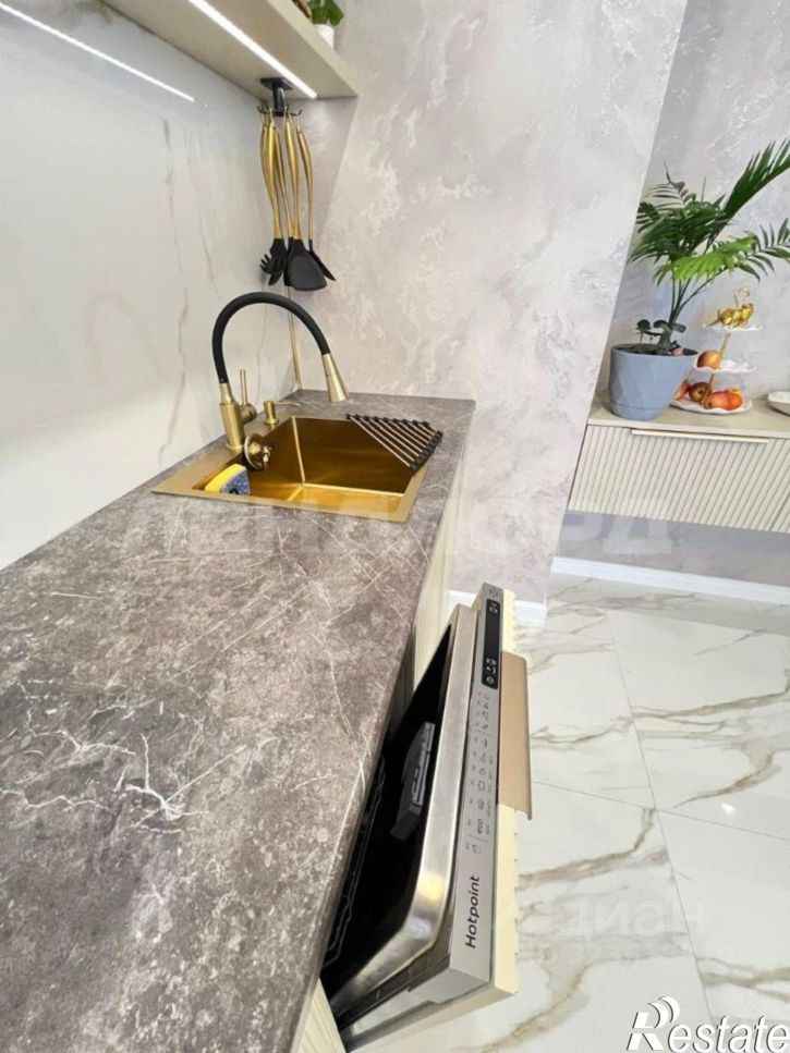 3-комн квартира улица Вересаева, 102/1 с1,  д. 102/1 с1