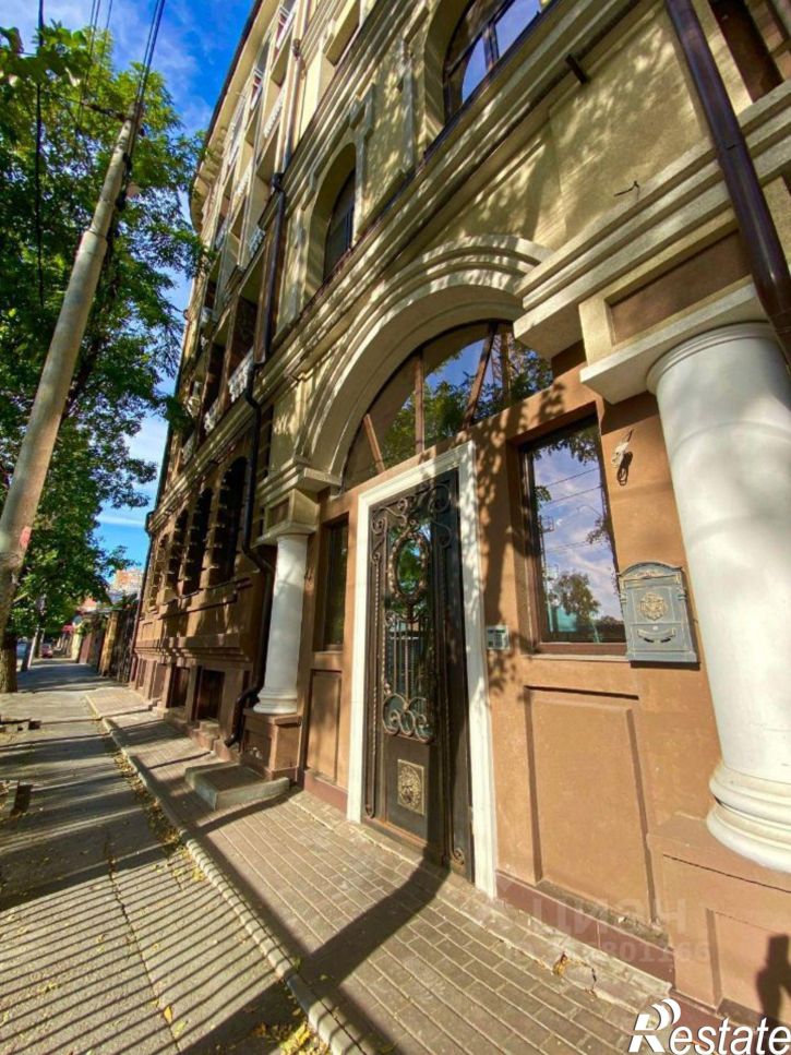 4-комн квартира 20-я линия, 13,  д. 13