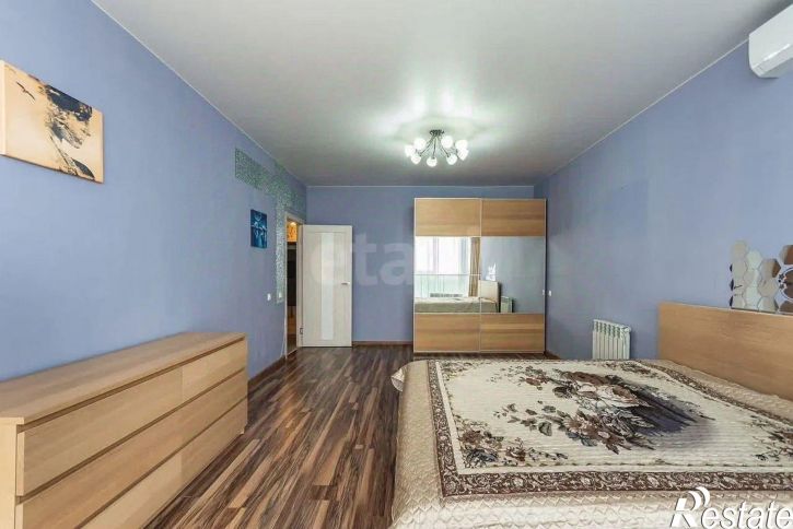 2-комн квартира 35-я линия, 87/35,  д. 87/35