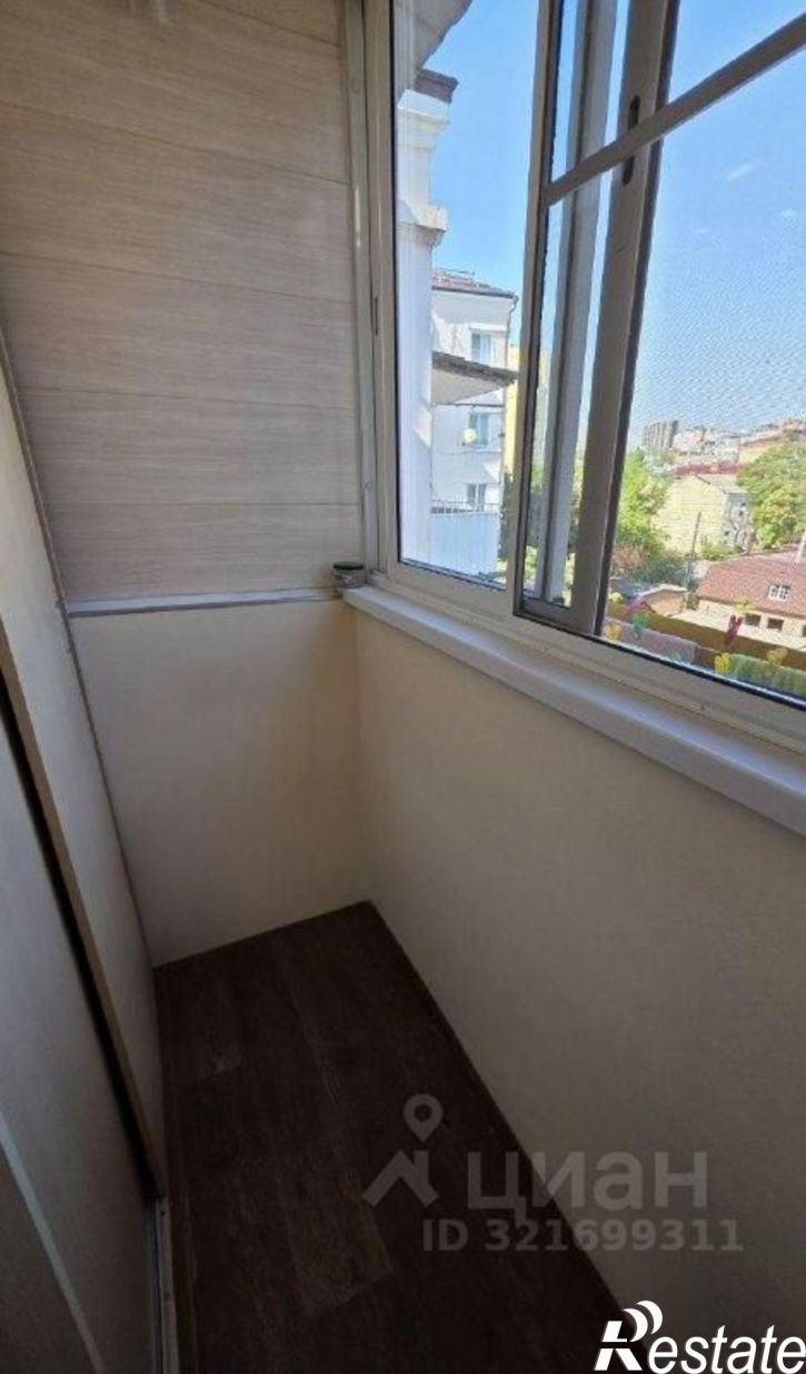 3-комн квартира г Ростов-на-Дону, ул Максима Горького