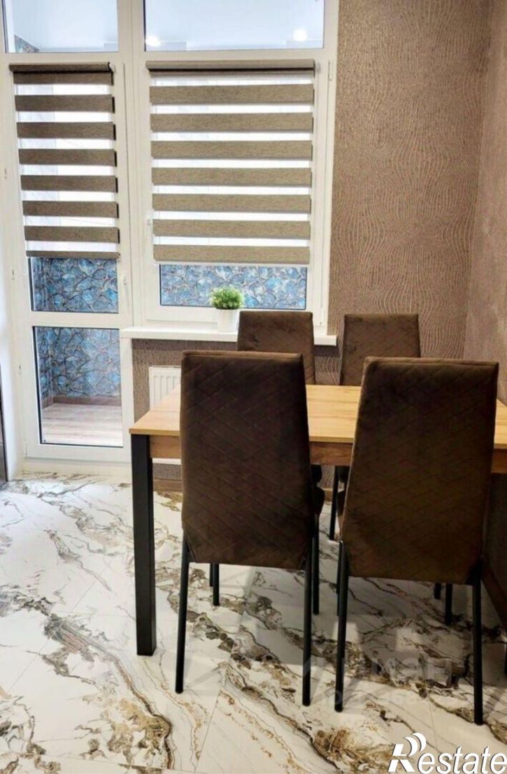 2-комн квартира проспект Сиверса, 30,  д. 30