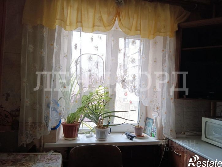 3-комн квартира Ростов-на-Дону, улица 20-я Линия, 50/83