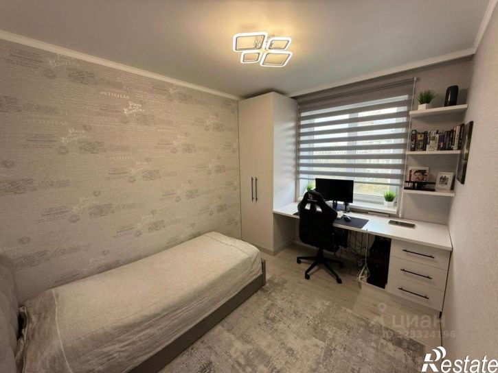 3-комн квартира бульвар Комарова, 18/3 с1,  д. 18/3 с1