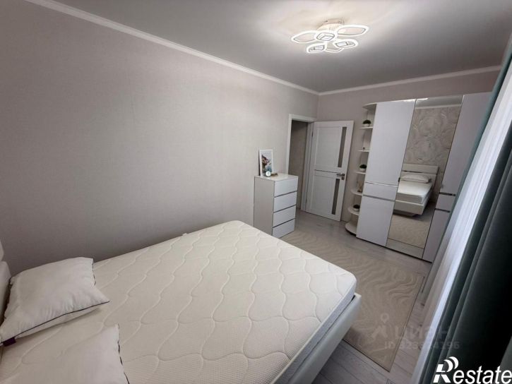 3-комн квартира бульвар Комарова, 18/3 с1,  д. 18/3 с1