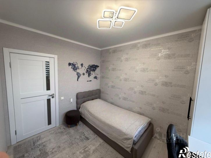 3-комн квартира бульвар Комарова, 18/3 с1,  д. 18/3 с1