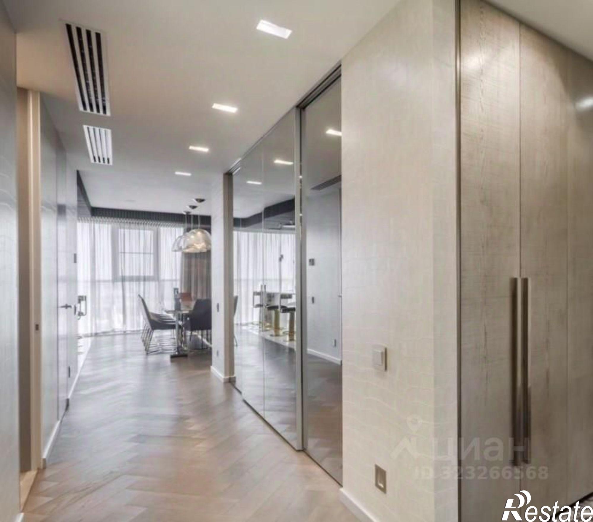 Купить квартиру за 35 000 000 рублей на переулок Семашко, 76