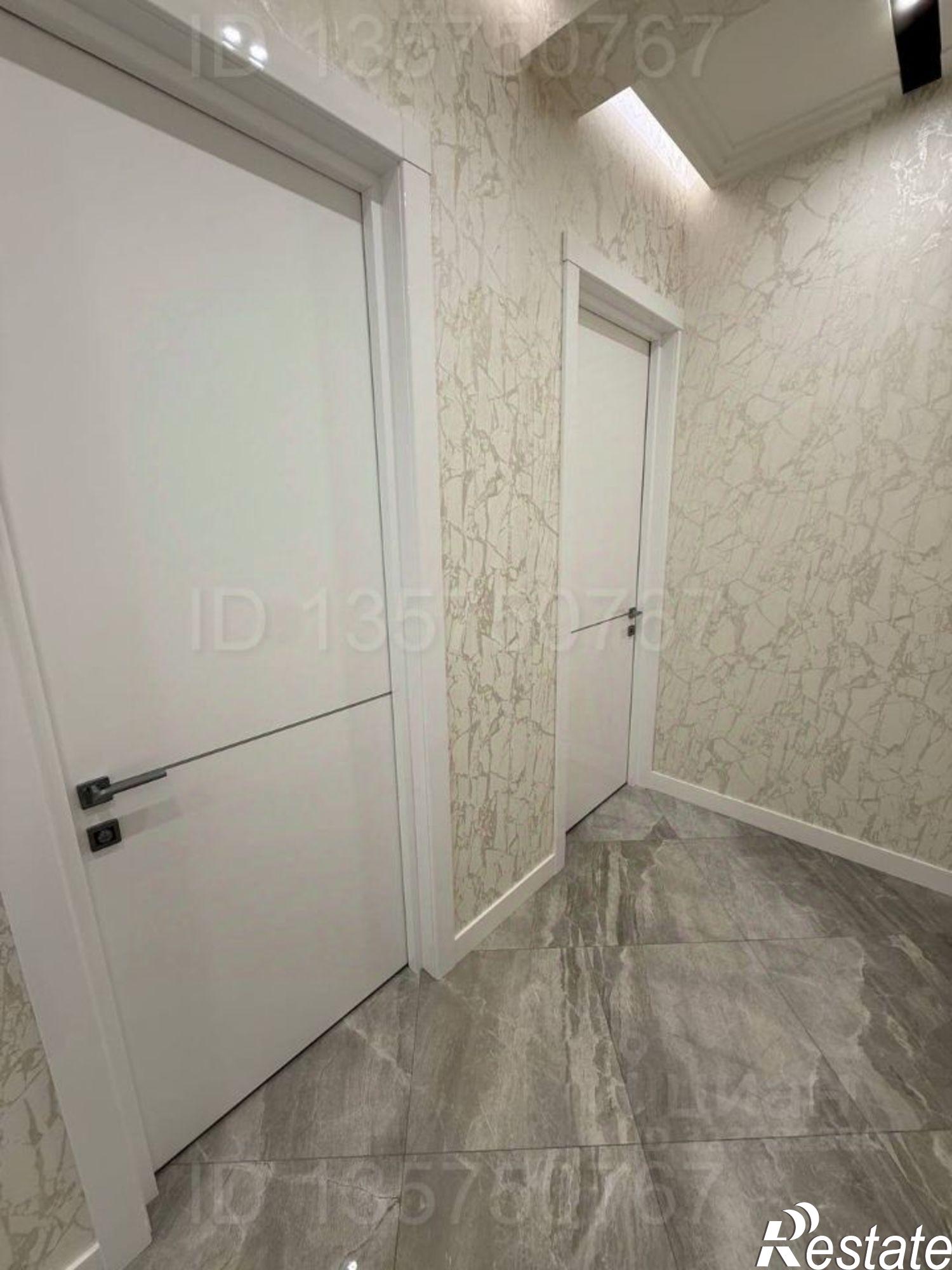 Купить квартиру за 25 000 000 рублей на ул Большая Садовая, 48