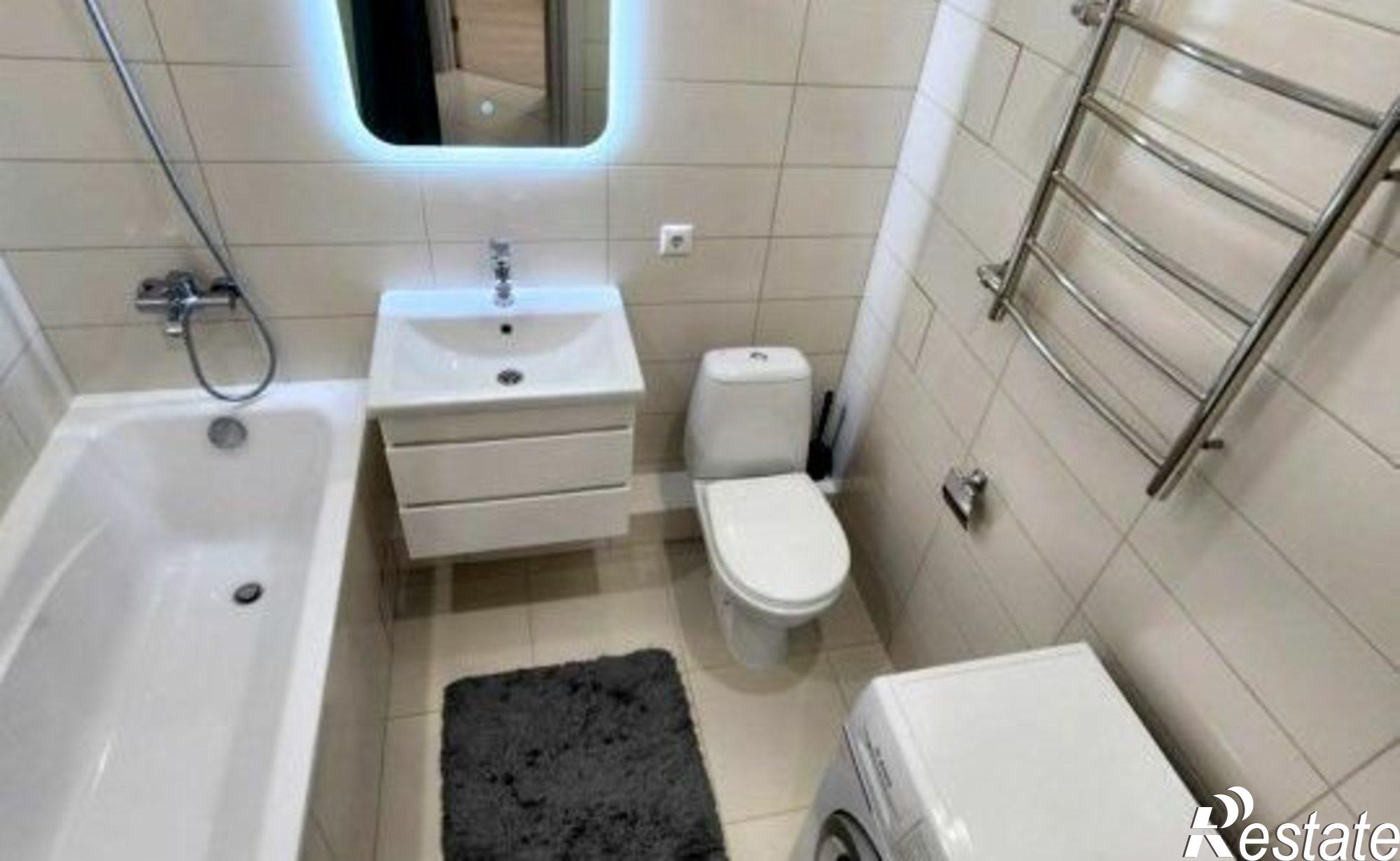 Купить квартиру за 4 100 000 рублей на улица Висаитова, 8