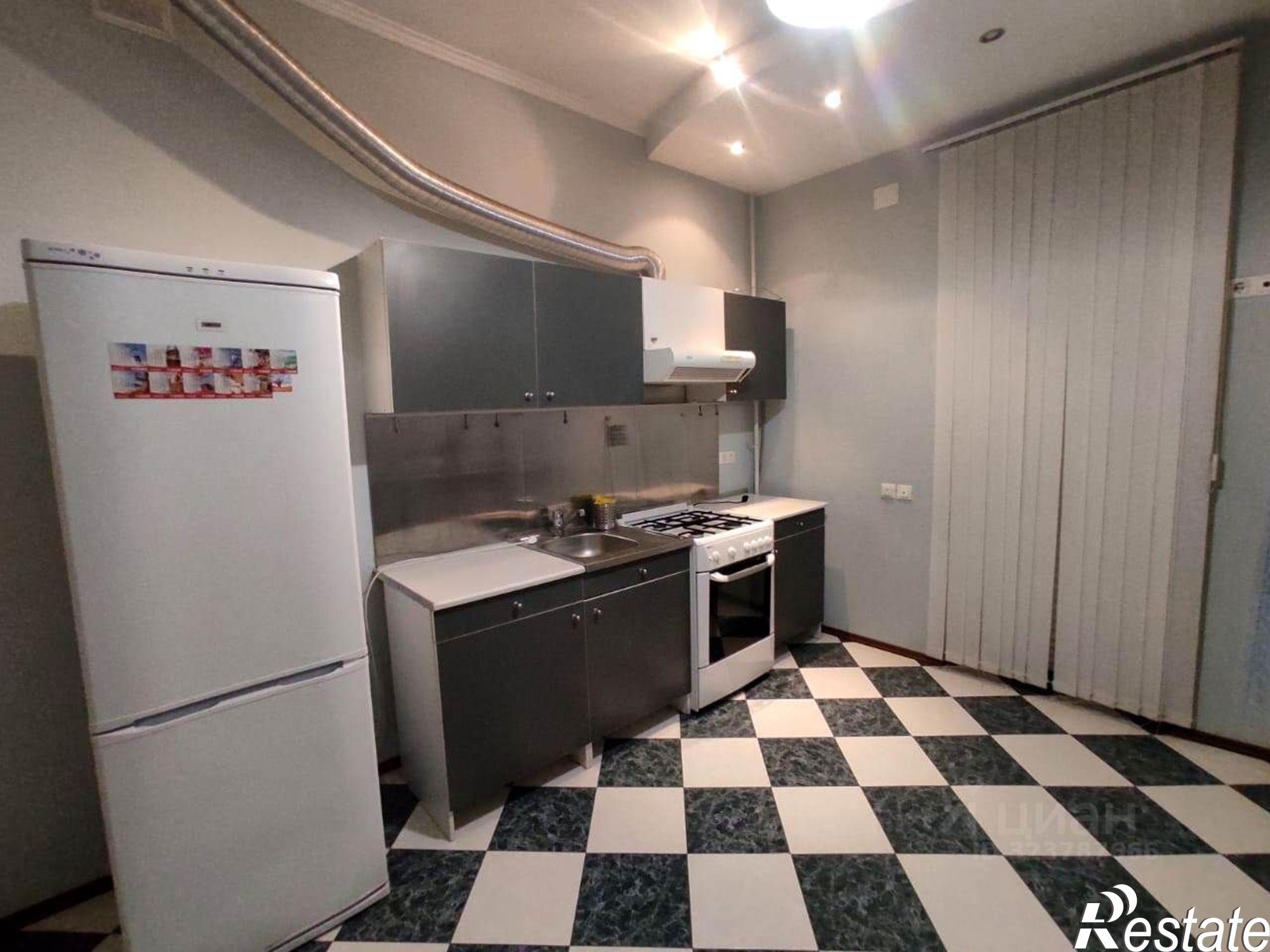 Сдать квартиру за 25 000 рублей на 2-я Краснодарская улица, 135