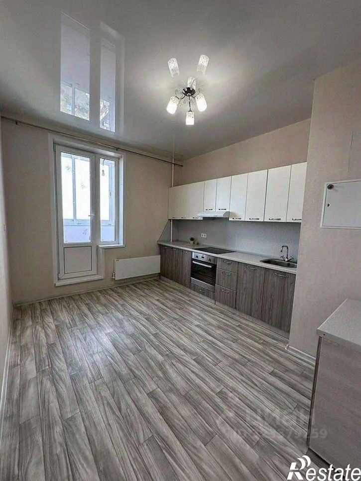 3-комн квартира улица Жданова, 23,  д. 23