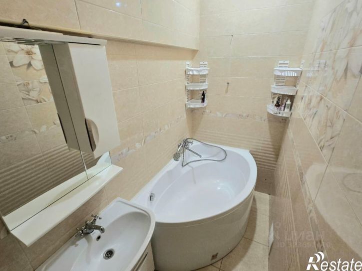 2-комн квартира ул Шаумяна, 13/43,  д. 13/43