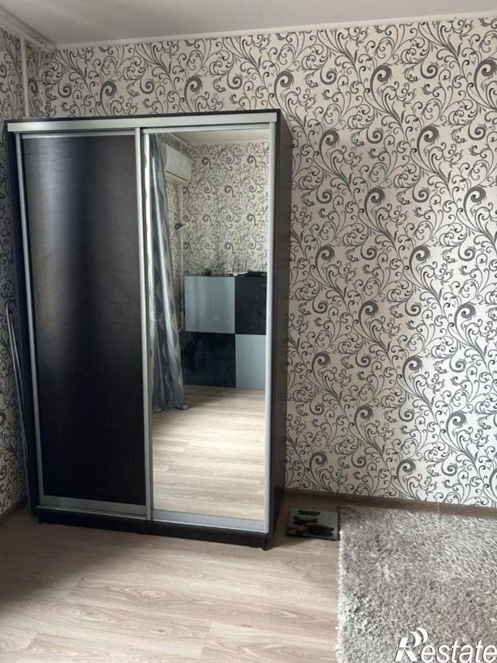 1-комн квартира улица Жданова, 13,  д. 13