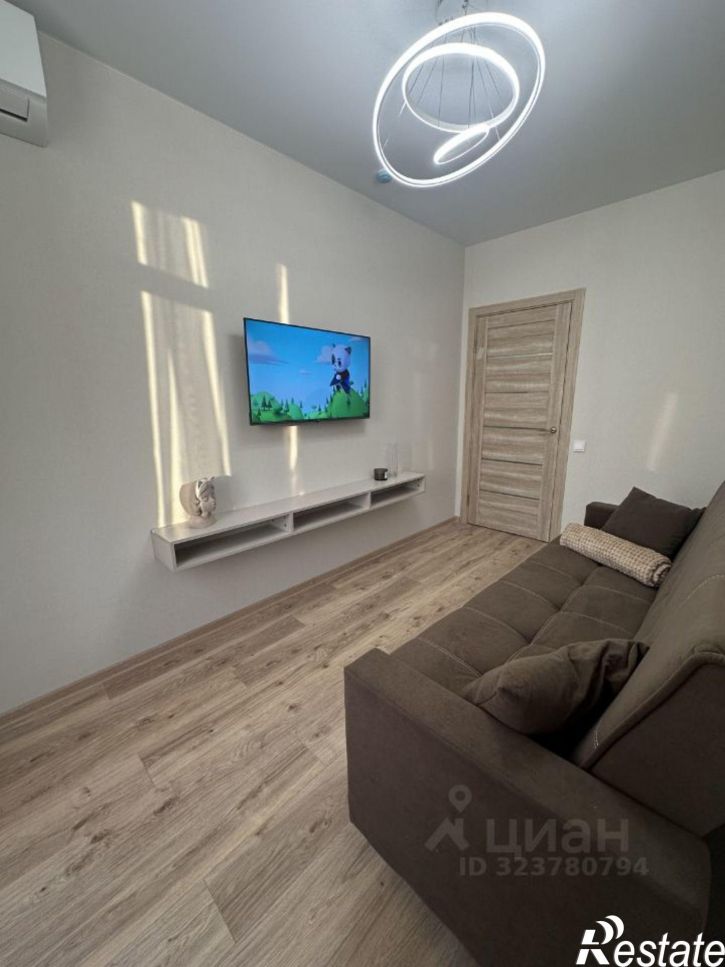 1-комн квартира улица Малиновского, 33б стр 6,  д. 33б стр 6