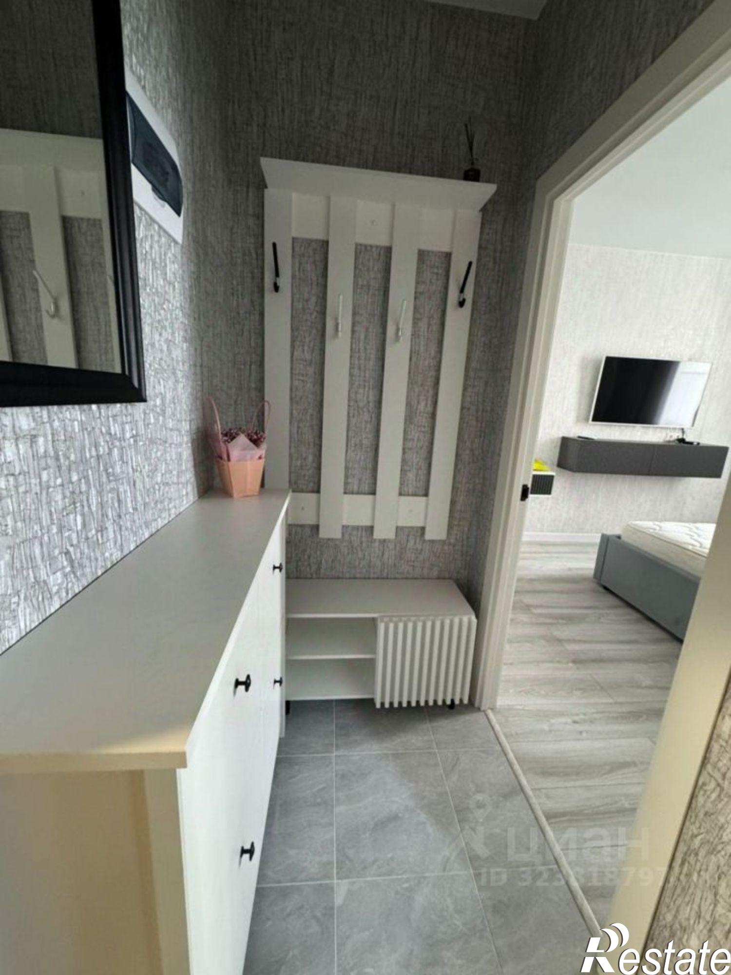 Сдать квартиру за 30 000 рублей на улица Ткачёва, 42 с1