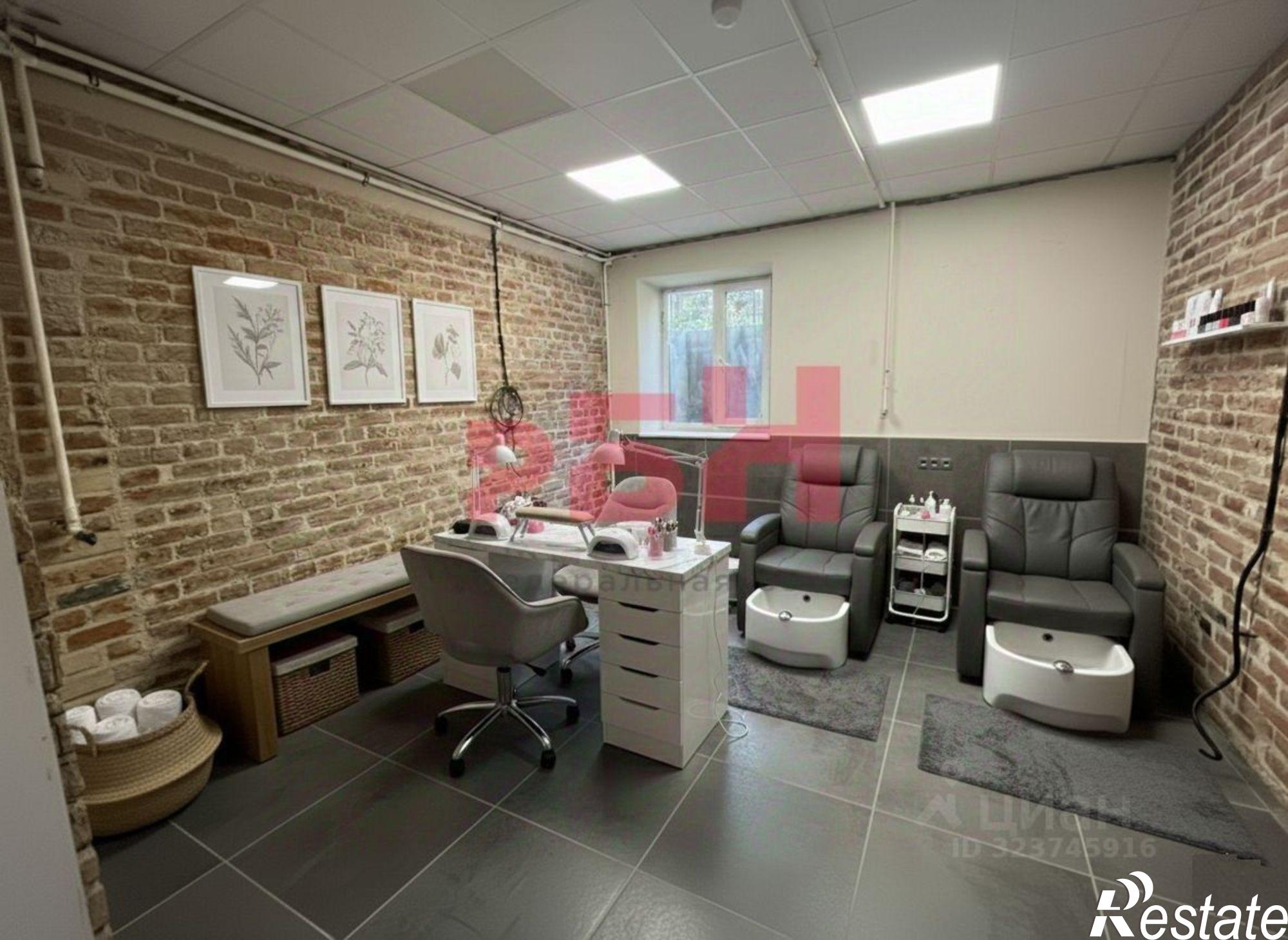 Купить офис, помещение под офис за 2 200 030 рублей на проспект Сельмаш, 7А