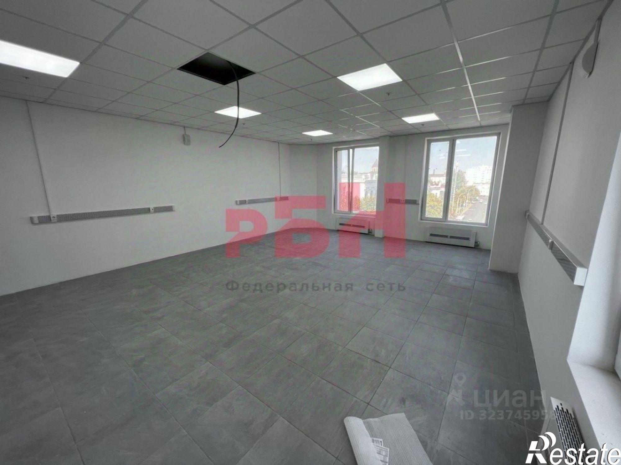 Сдать офис, помещение под офис за 282 200 рублей на ул Закруткина, 1