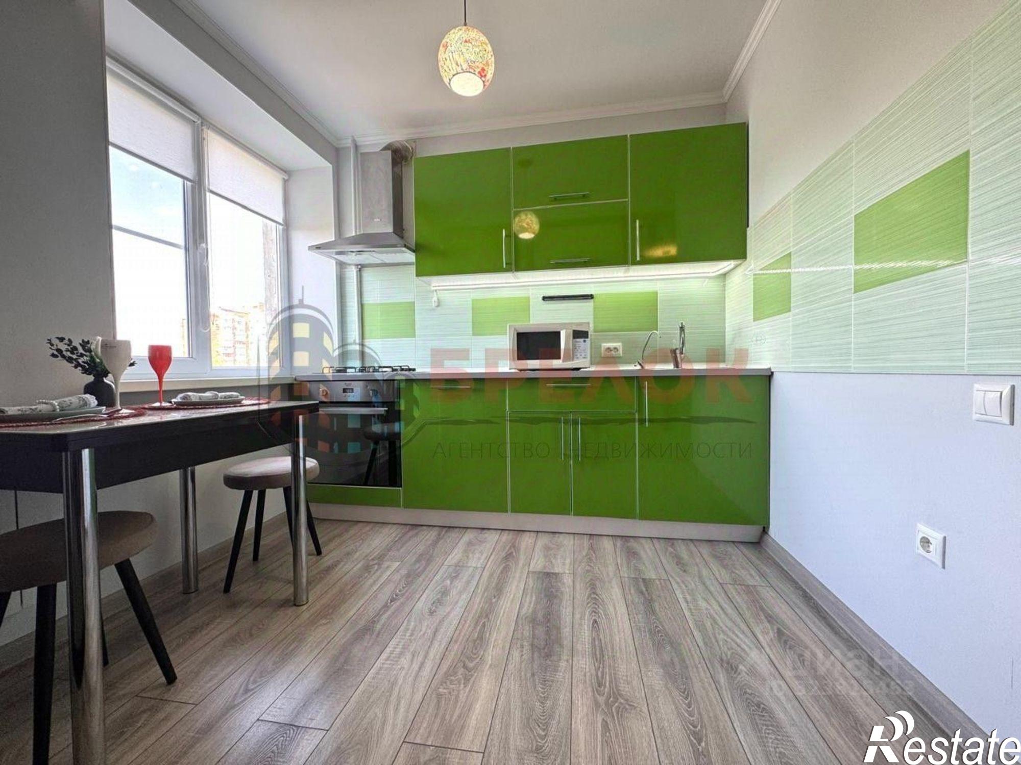 Купить квартиру за 4 400 000 рублей на проспект Стачки, 219