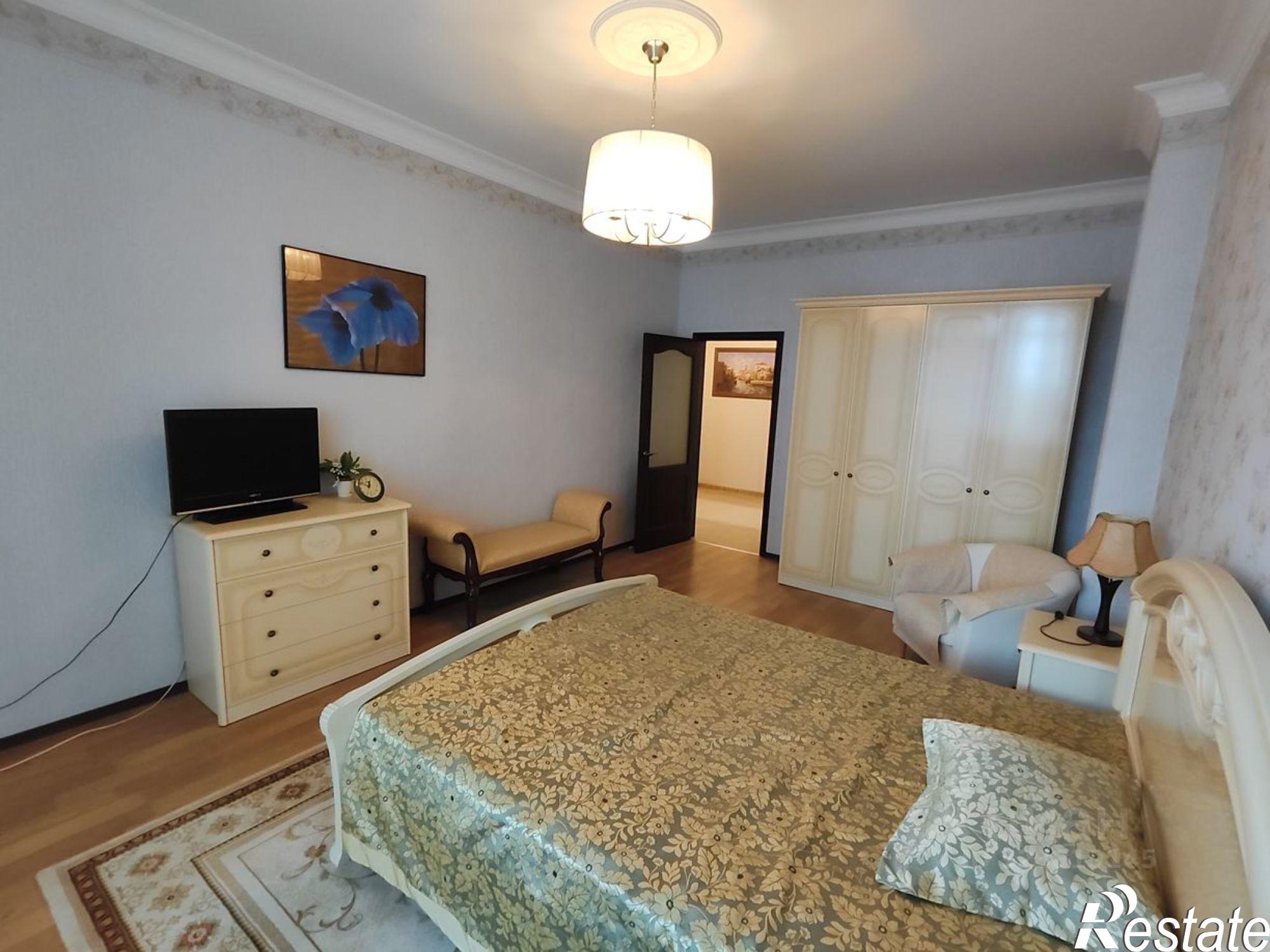 Купить квартиру за 16 900 000 рублей на переулок Семашко, 117В